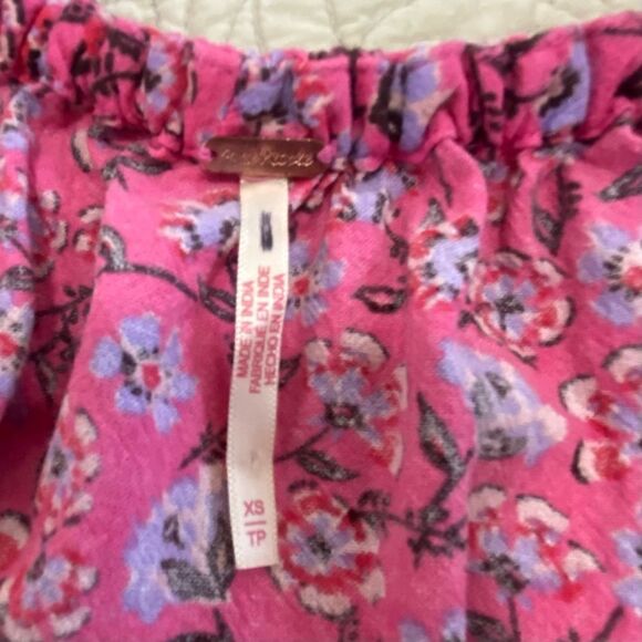 FREE PEOPLE JAMES CROPPED SMOCKED PEASANT BLOUSE - Picture 10 of 11